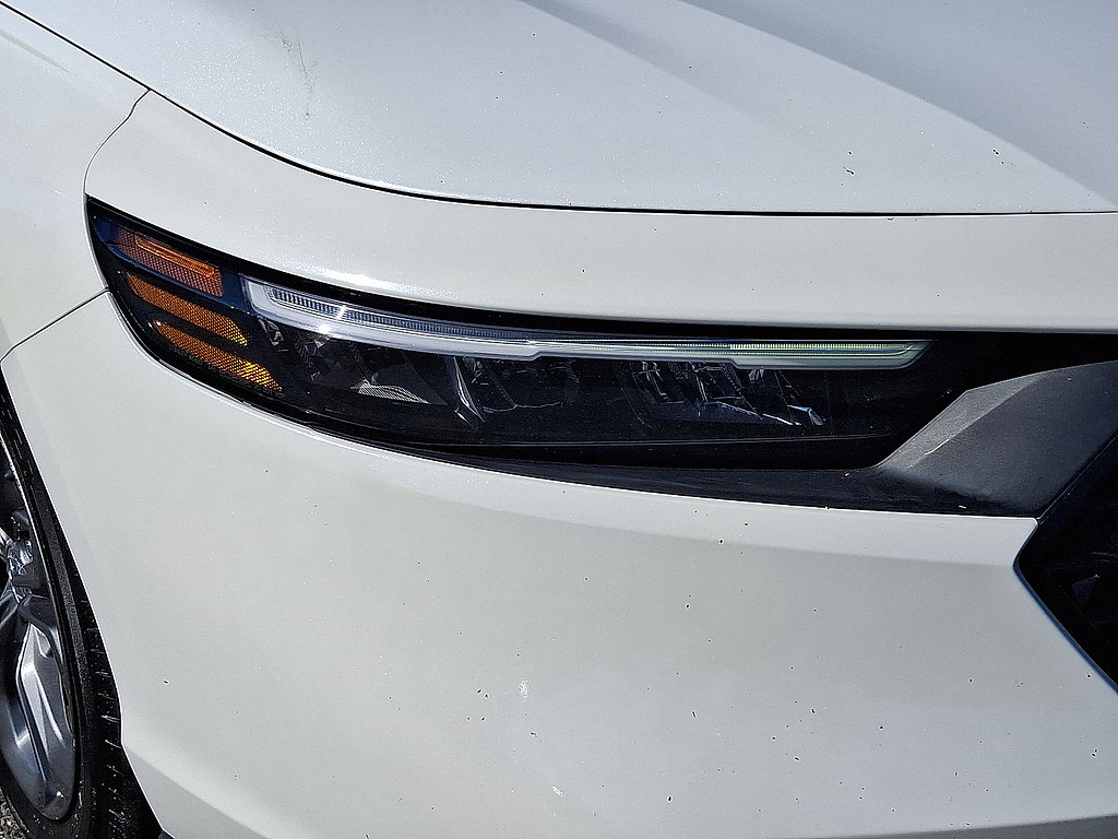 Used 2023 Honda Accord EX image 34
