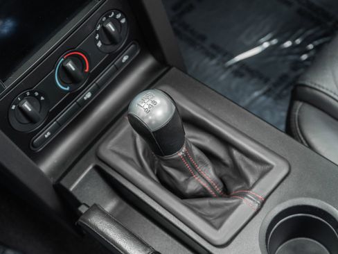 Used 2008 Ford Mustang Shelby GT500 RWD image 31