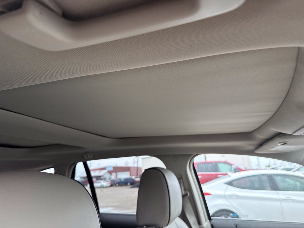 Used 2013 Lincoln MKX AWD image 8