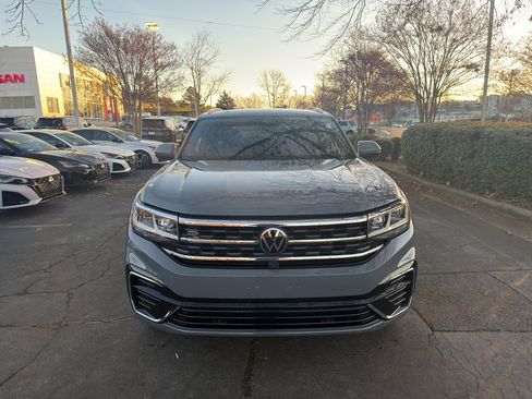 Used 2023 Volkswagen Atlas Cross Sport SEL Premium R-Line image 2