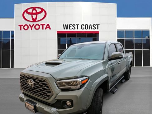 Used 2023 Toyota Tacoma TRD Sport w/ Black Out Package (TMS) RWD image 1