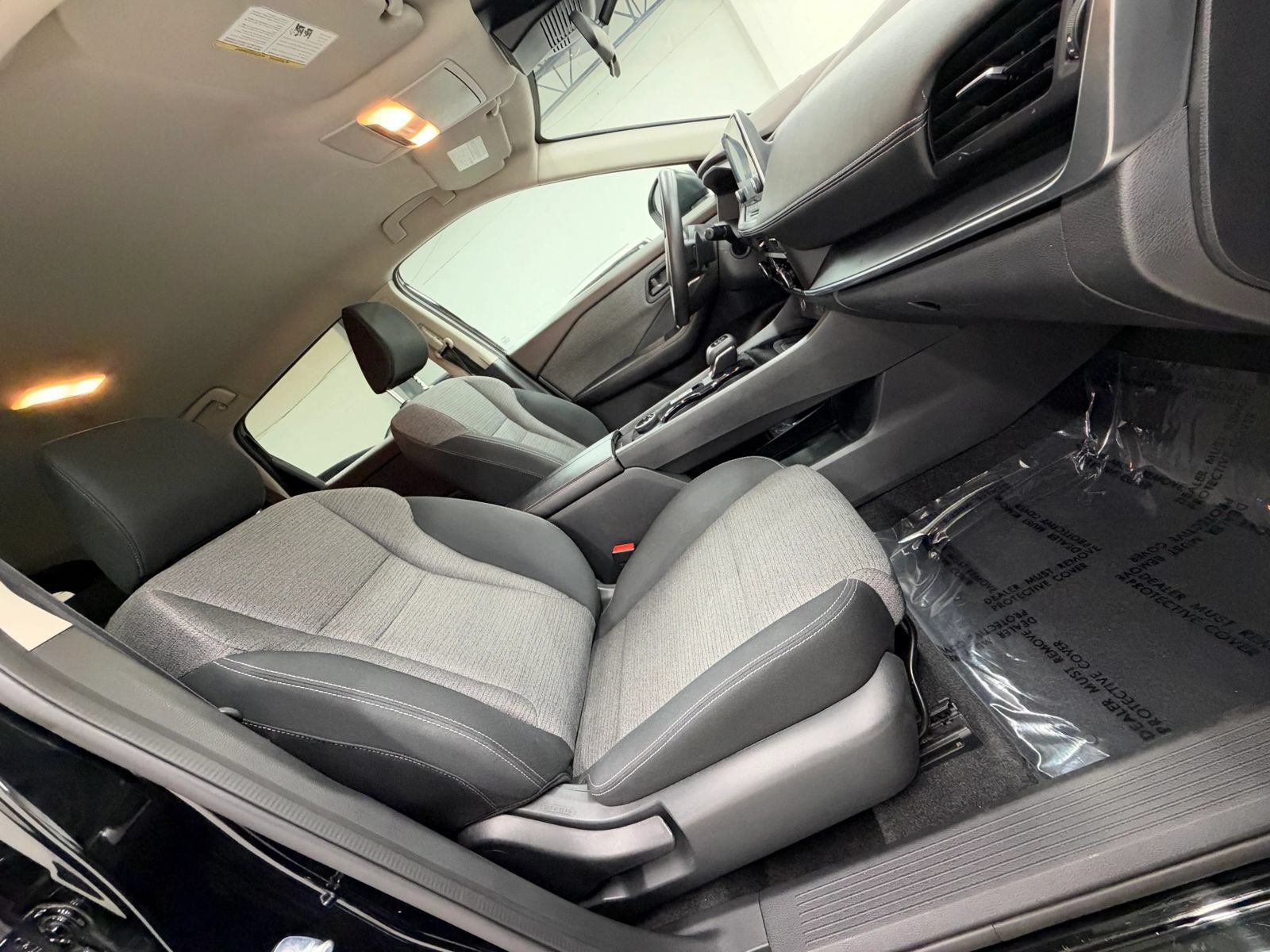 Used 2021 Nissan Rogue S AWD/4WD image 23