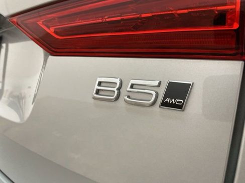 Used 2025 Volvo XC60 B5 Core image 92