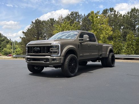 Used 2026 Ford F450 Platinum w/ Platinum Plus Package AWD/4WD image 11