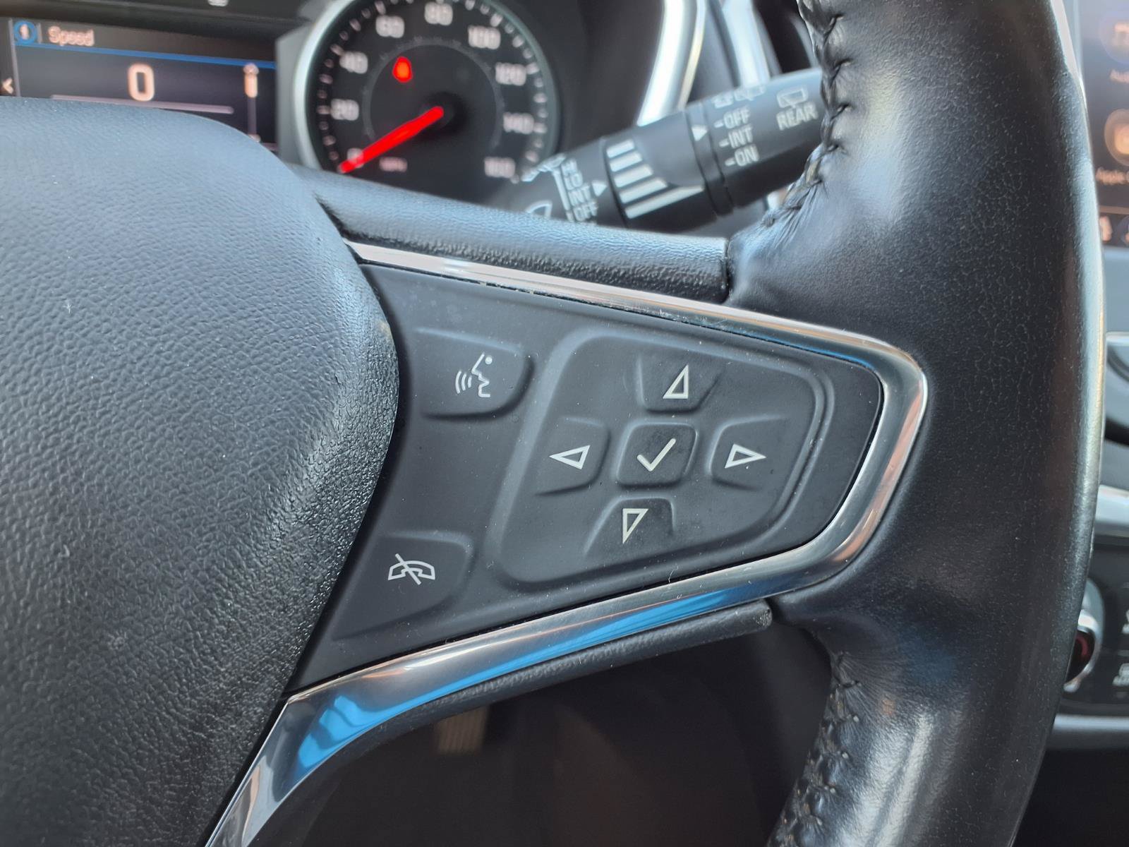 Used 2021 Chevrolet Equinox LT FWD image 13