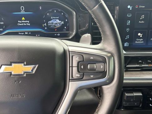 Used 2024 Chevrolet Silverado 1500 LTZ w/ Technology Package AWD/4WD image 29