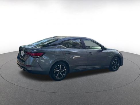 Used 2025 Nissan Sentra SV image 15