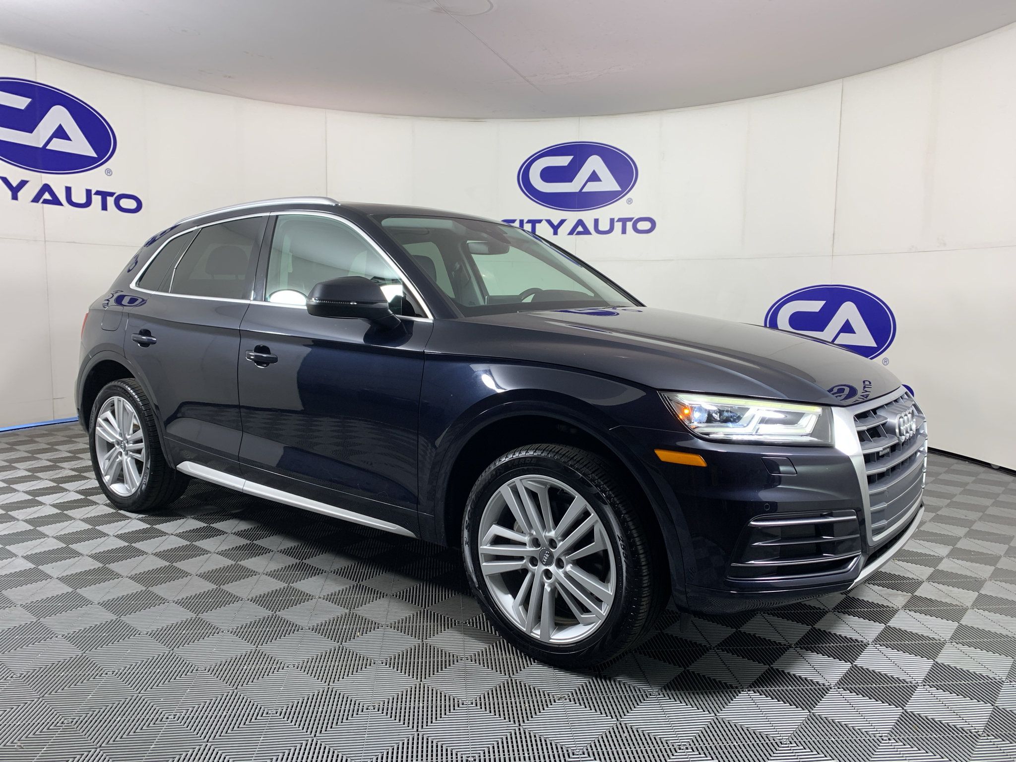 Used 2018 Audi Q5 2.0T Premium Plus w/ Premium Plus Package AWD/4WD image 1