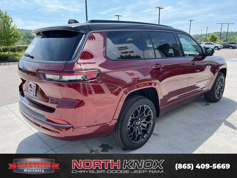New 2026 Jeep Grand Cherokee L Summit AWD/4WD image 23