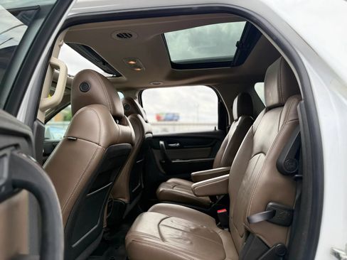 Used 2016 GMC Acadia SLT AWD/4WD image 19