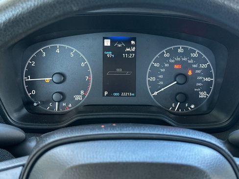 Used 2025 Toyota Corolla LE image 20