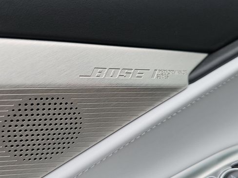 Used 2021 Chevrolet Corvette Stingray Premium Cpe w/ Z51 Performance Package image 13