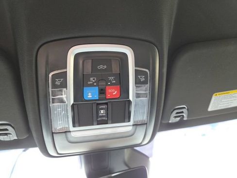 Used 2025 RAM 1500 Big Horn AWD/4WD image 21