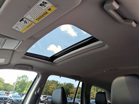 Used 2021 Honda Pilot EX-L image 15