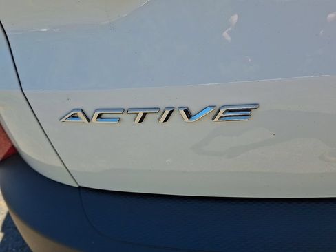 Used 2023 Ford Escape Active AWD/4WD image 32