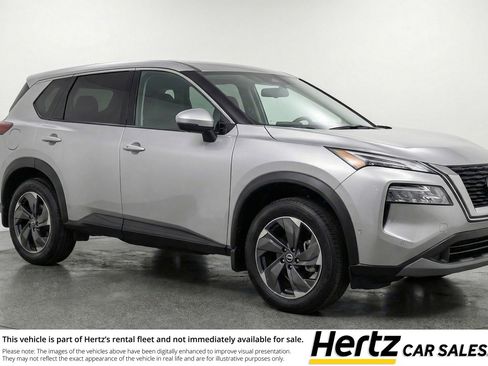 Used 2025 Nissan Rogue SV FWD image 1