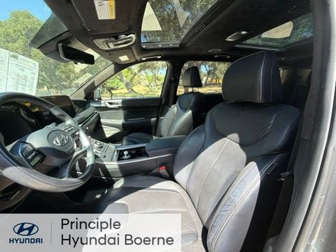 Used 2023 Hyundai Palisade Calligraphy FWD image 12