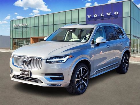 Used 2023 Volvo XC90 B6 Plus w/ Protection Package Premier image 29