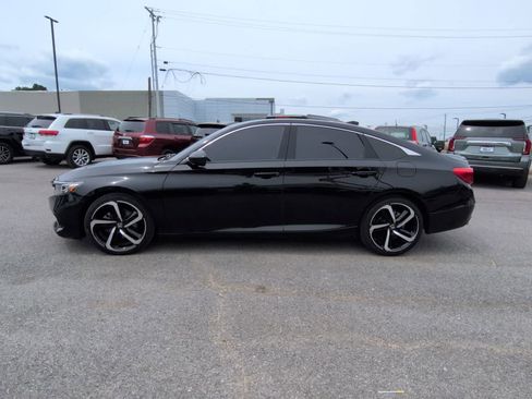 Used 2022 Honda Accord Sport image 5