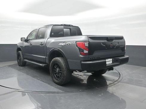Used 2021 Nissan Titan PRO-4X w/ Pro-4x Convenience Package image 22