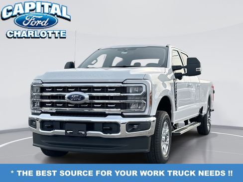 New 2026 Ford F250 XLT w/ XLT Premium Package AWD/4WD image 1
