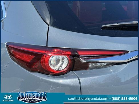 Used 2023 MAZDA CX-9 Carbon Edition image 12