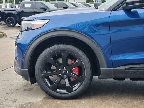 Used 2023 Ford Explorer ST w/ Equipment Group 401A AWD/4WD image 8