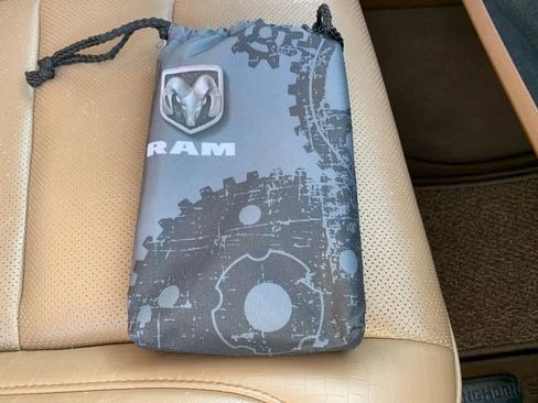 Used 2019 RAM 1500 Limited image 16