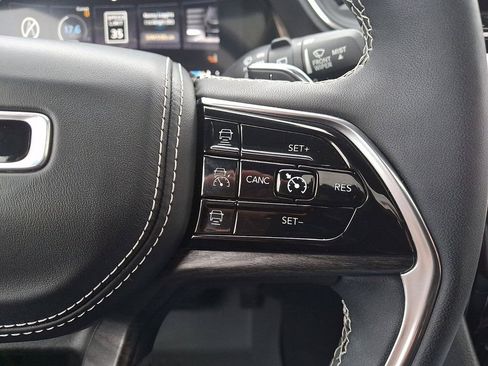 Used 2024 Jeep Grand Cherokee Overland w/ Trailer Tow Package image 23