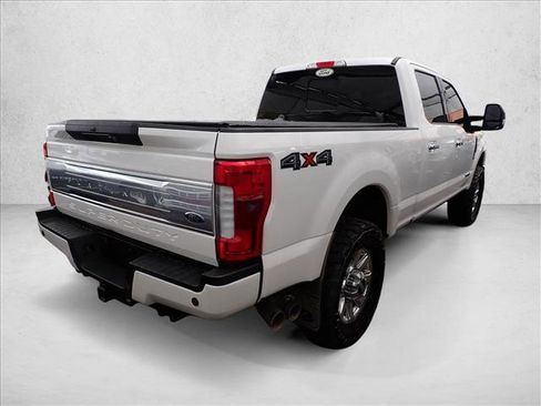 Used 2018 Ford F350 Platinum AWD/4WD image 3