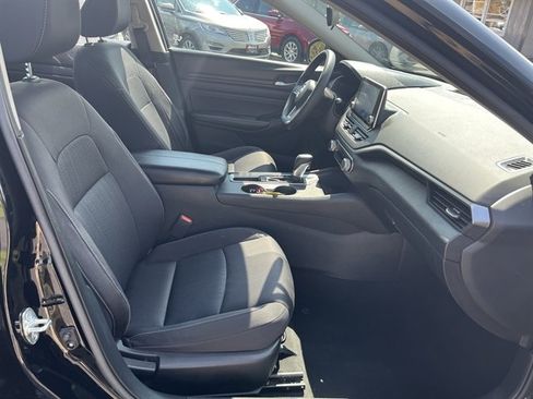 Used 2020 Nissan Altima 2.5 S FWD image 29