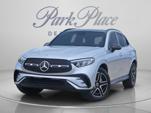Certified 2026 Mercedes-Benz GLC 300 image 1