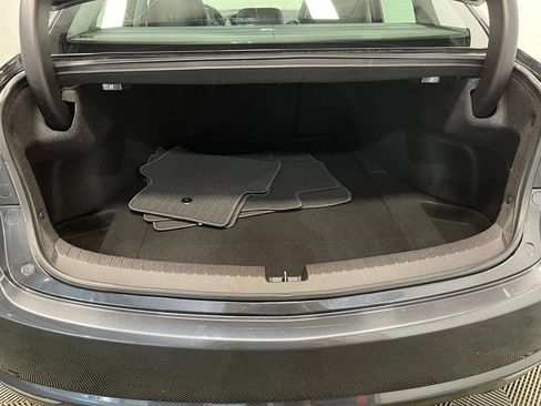Used 2016 Acura TLX w/ Technology Package FWD image 18