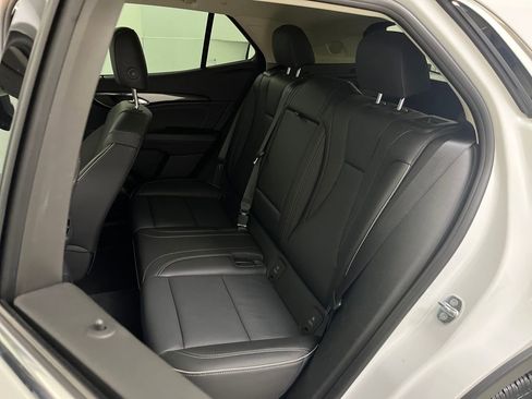 Used 2023 Buick Envision Essence image 20