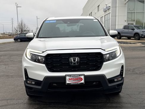Used 2023 Honda Passport EX-L image 2