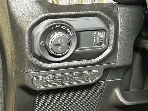 New 2026 Jeep Gladiator Overland AWD/4WD image 19