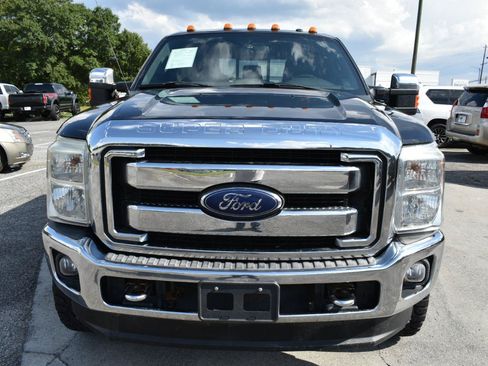 Used 2016 Ford F250 Lariat w/ Lariat Ultimate Package AWD/4WD image 3