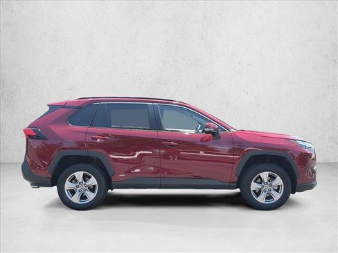 Used 2025 Toyota RAV4 XLE AWD/4WD image 4