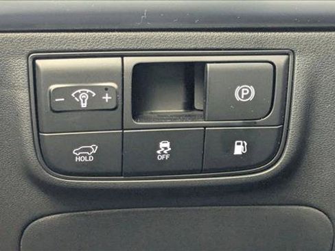 Used 2025 Hyundai Tucson SEL AWD/4WD image 17