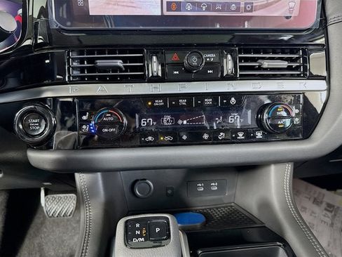New 2026 Nissan Pathfinder Platinum w/ Cargo Package AWD/4WD image 14