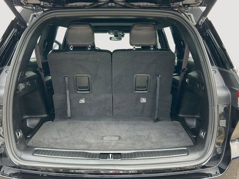 Used 2023 Jeep Grand Cherokee L Altitude image 23