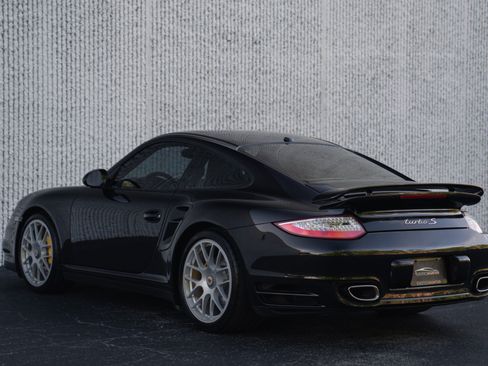 Used 2012 Porsche 911 4 Coupe AWD/4WD image 4