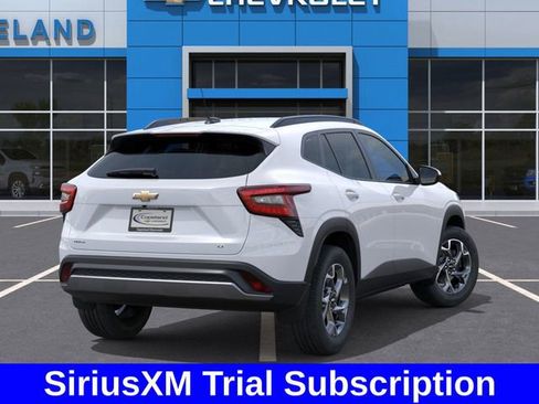 New 2026 Chevrolet Trax LT w/ Driver Confidence Package image 5