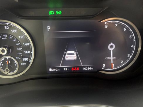 Used 2025 Genesis G70 2.5T image 60