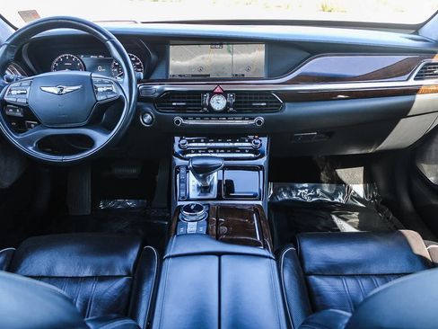 Used 2019 Genesis G90 5.0 Ultimate image 12