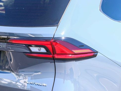 Certified 2026 Toyota Grand Highlander AWD Hybrid image 8