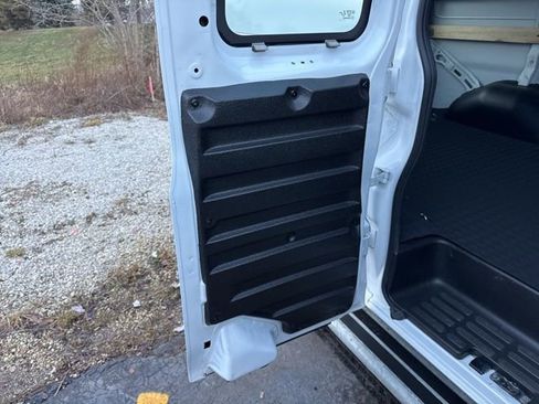 Used 2024 Chevrolet Express 2500 image 22
