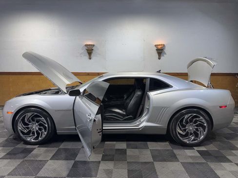 Used 2012 Chevrolet Camaro LT RWD image 12