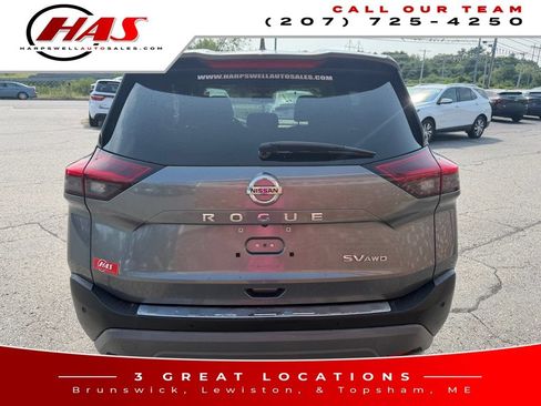 Used 2021 Nissan Rogue SV AWD/4WD image 6