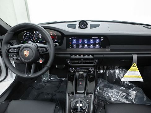 New 2026 Porsche 911 Carrera 4 GTS image 13